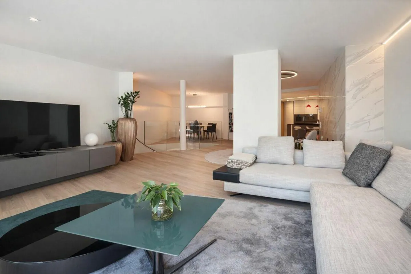 Appartement moderne à Paradiso avec piscine, salle de sport et vue merveilleuse - Photo 4 sur 23