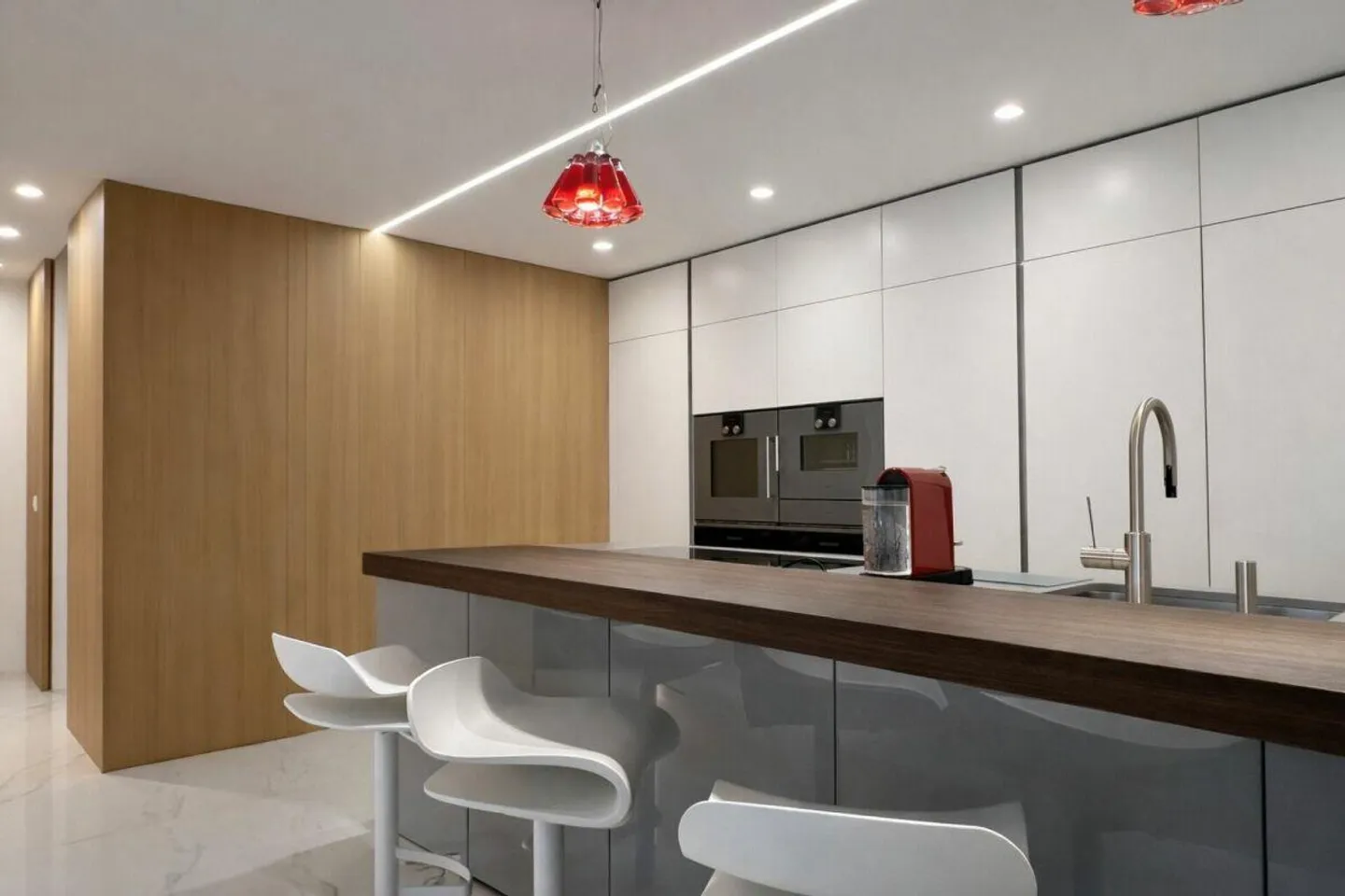 Appartement moderne à Paradiso avec piscine, salle de sport et vue merveilleuse - Photo 9 sur 23