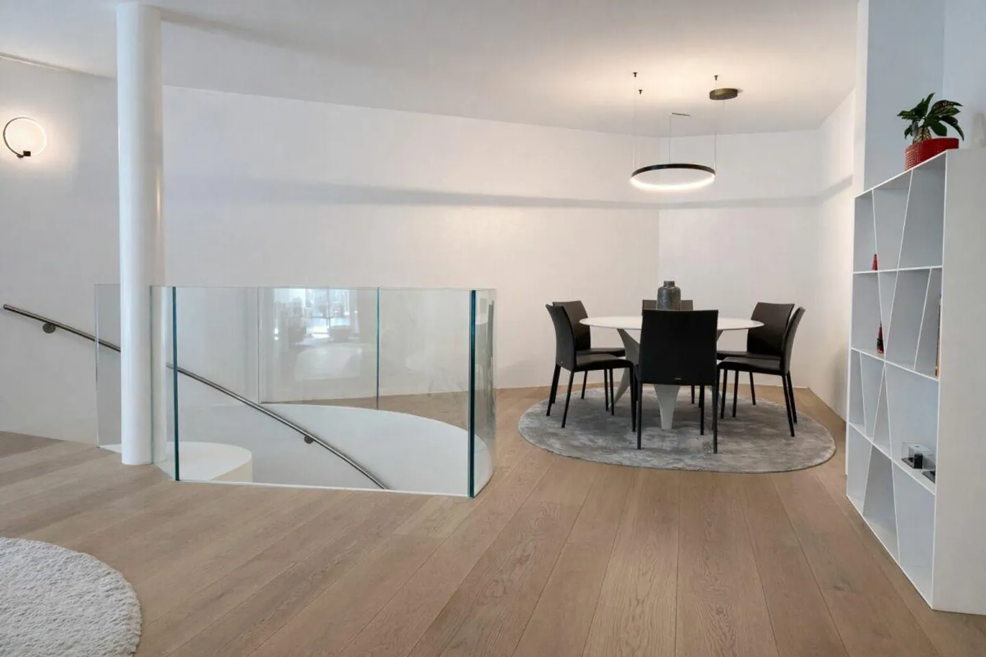 Appartement moderne à Paradiso avec piscine, salle de sport et vue merveilleuse - Photo 6 sur 23