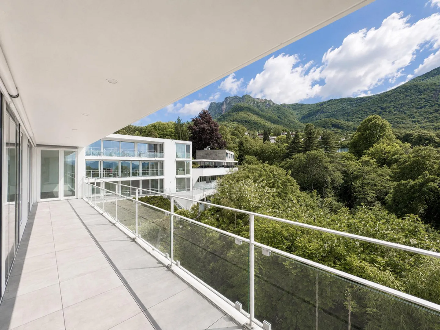 Penthouse moderno a Dino - Foto 7 di 11