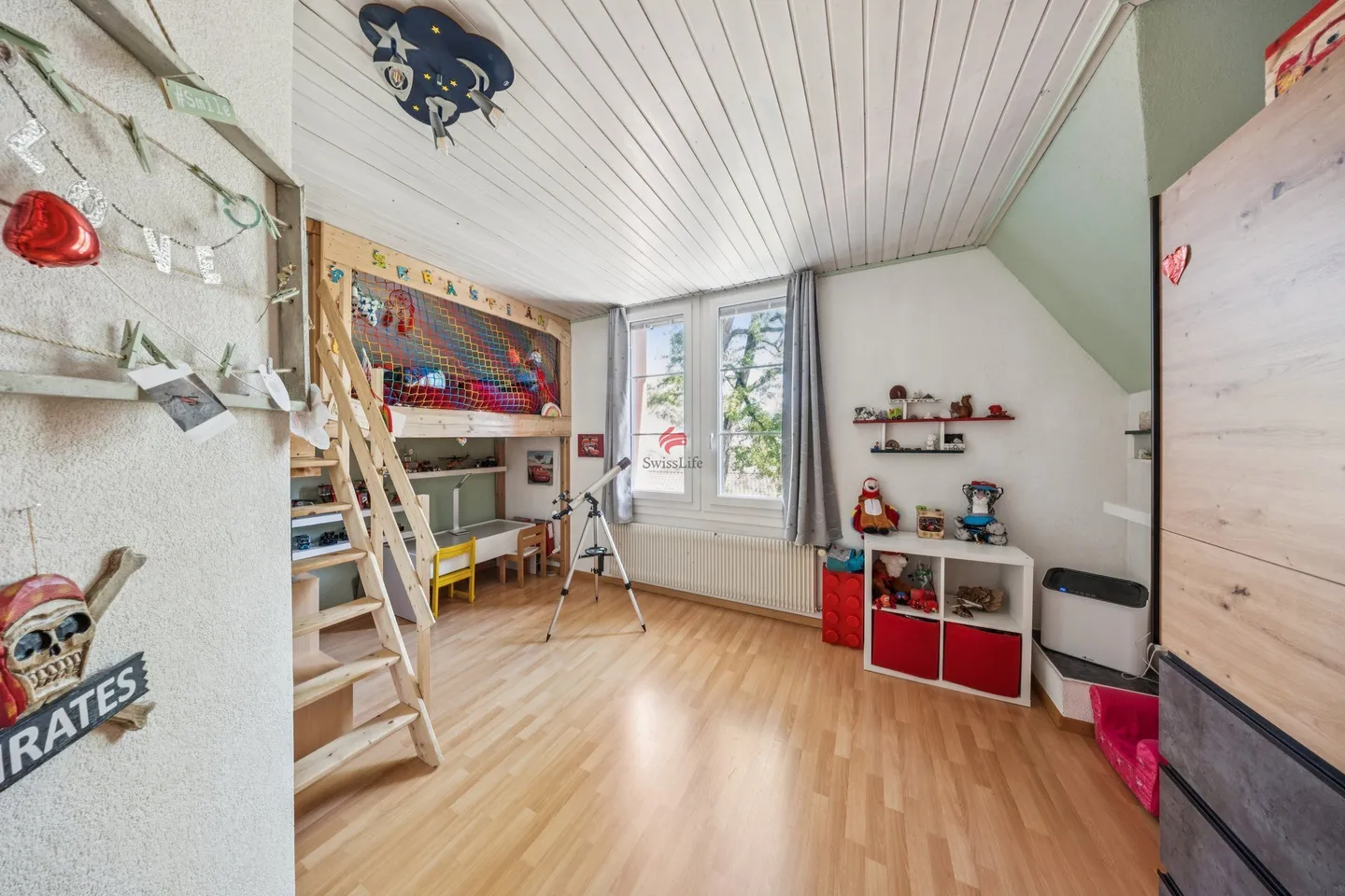 Top Location for Families - School and Kindergarten Next Door! - Photo 7 of 15