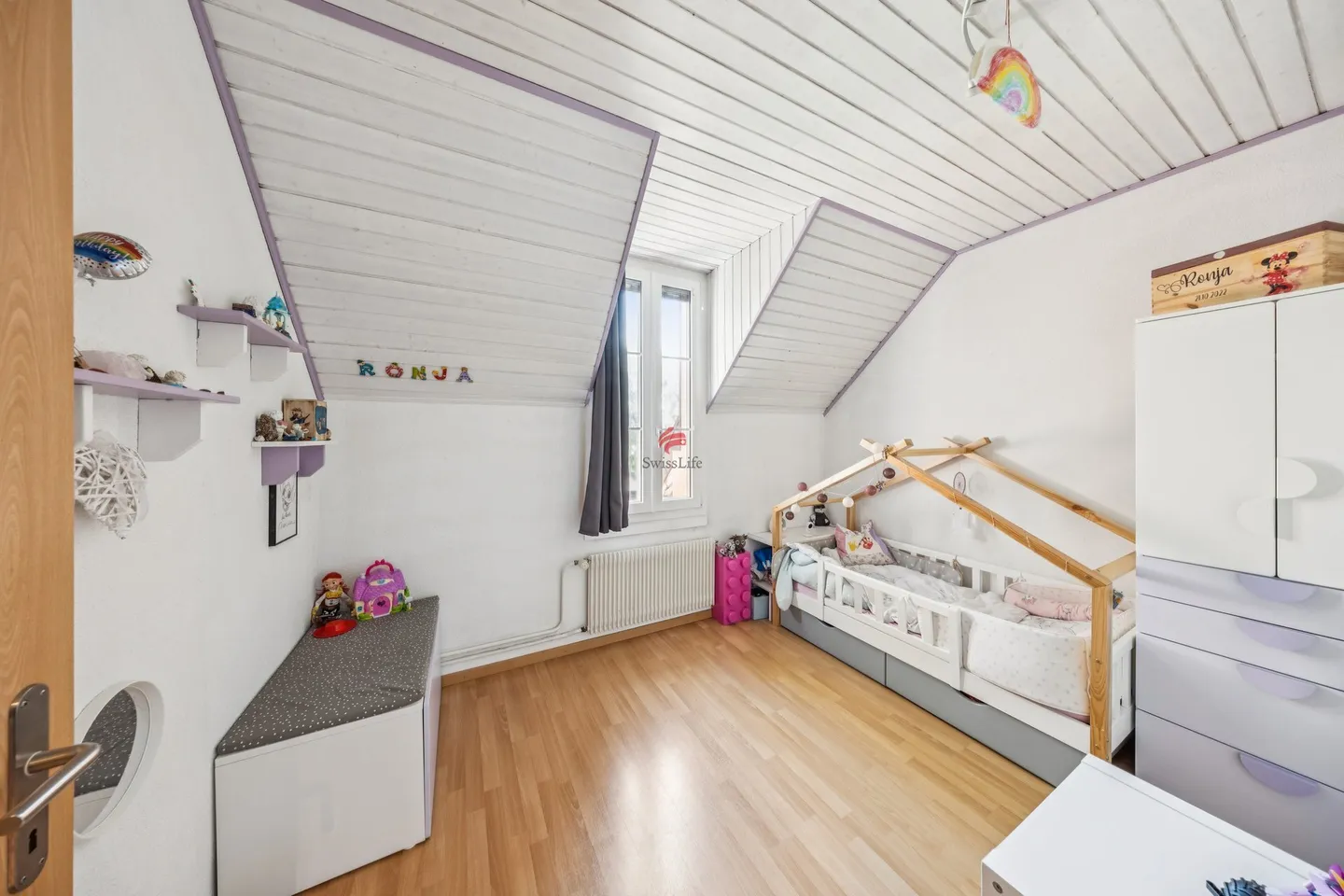 Top Location for Families - School and Kindergarten Next Door! - Photo 8 of 15