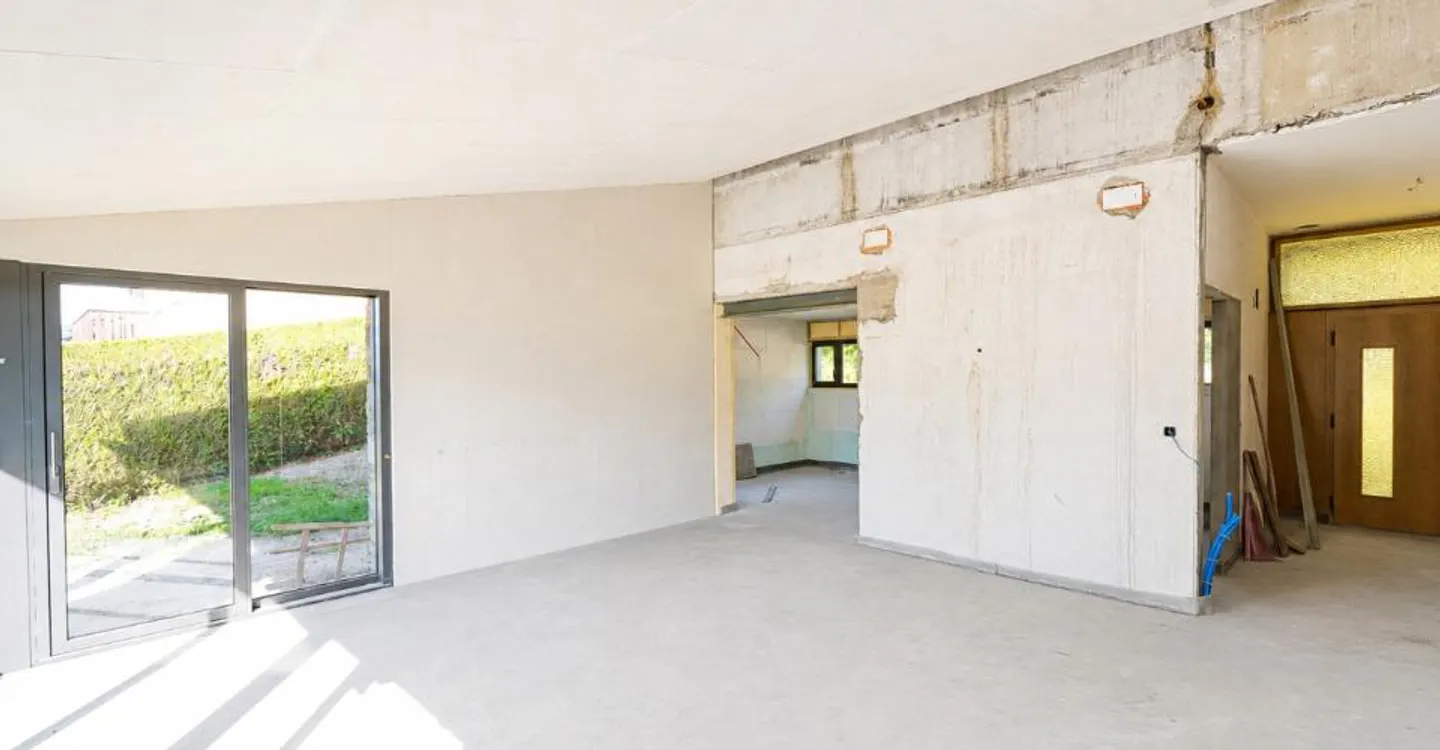 Villa affascinante con appartamento - Foto 6 di 13