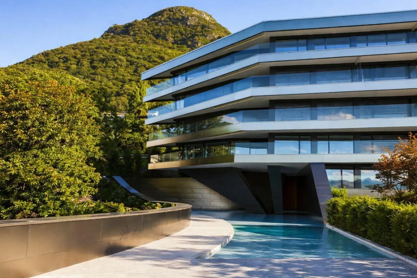 Appartement moderne à Paradiso avec piscine, salle de sport et vue merveilleuse - Photo 23 sur 23