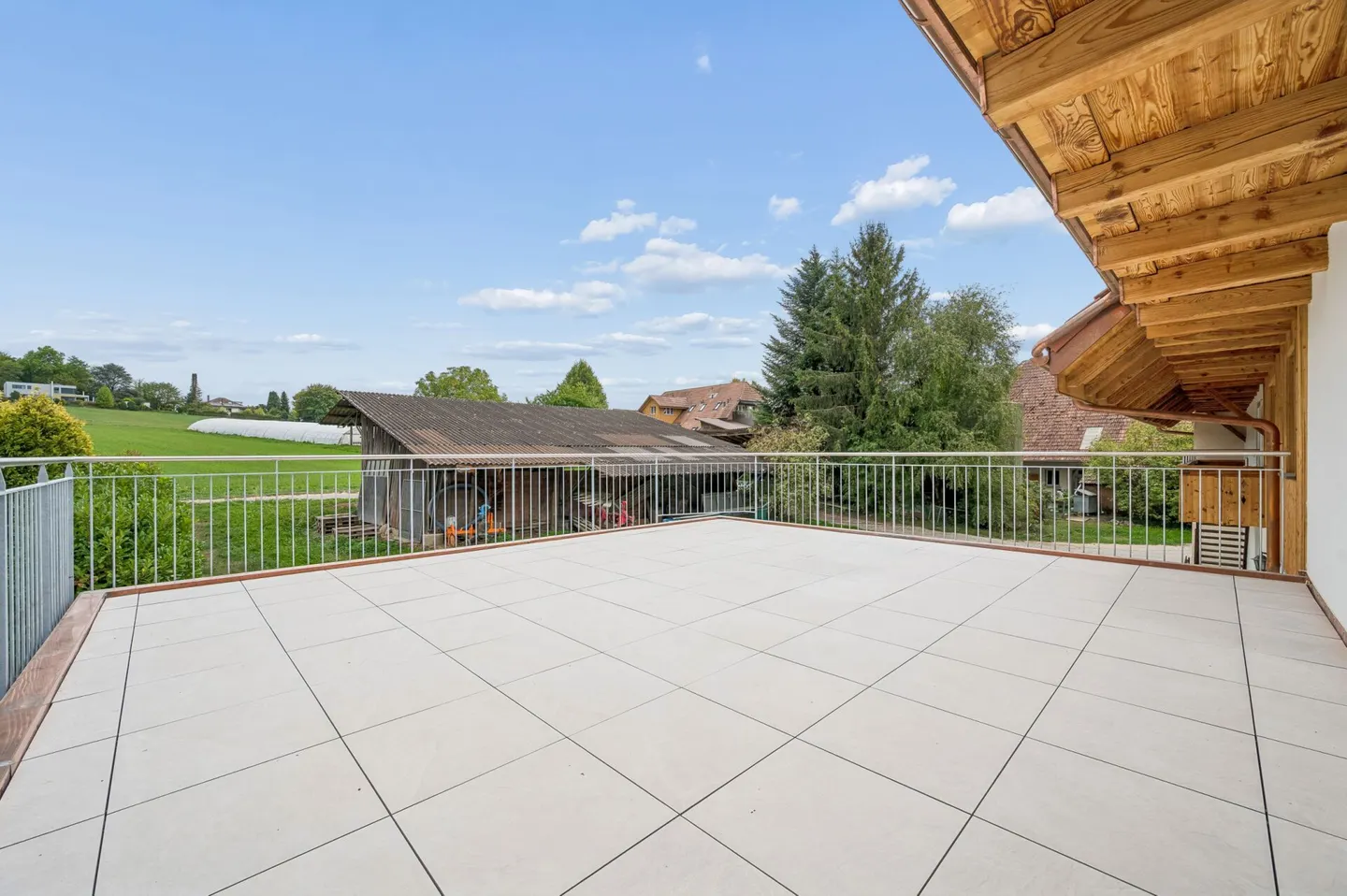 4.5-room apartment with large sun terrace - Photo 5 of 13