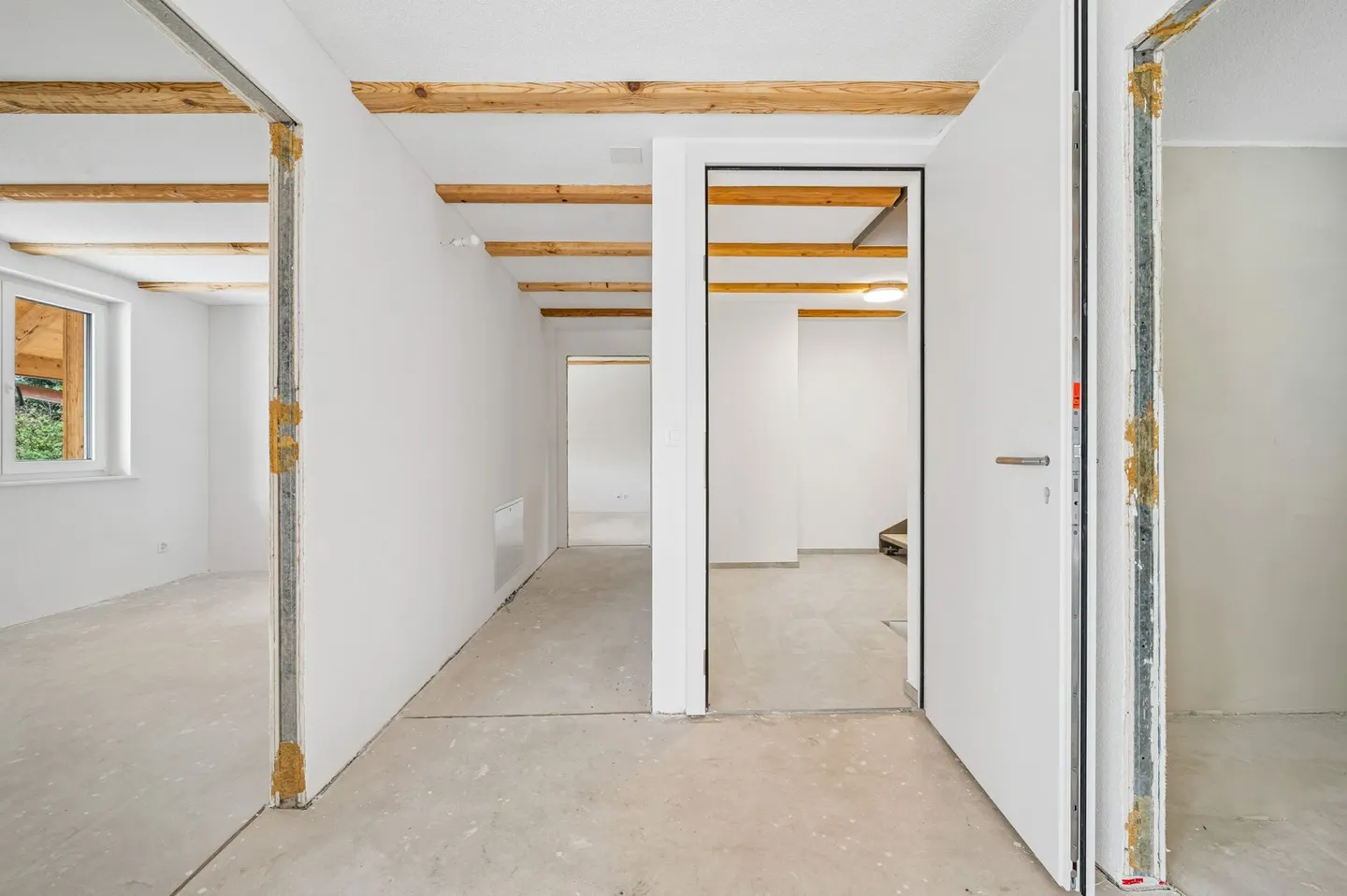 4.5-room apartment with large sun terrace - Photo 10 of 13