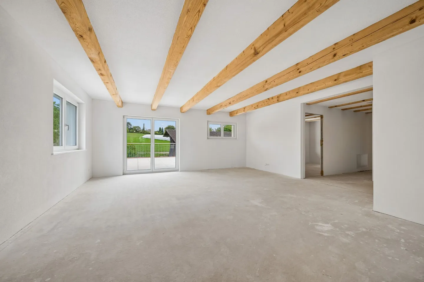 4.5-room apartment with large sun terrace - Photo 2 of 13
