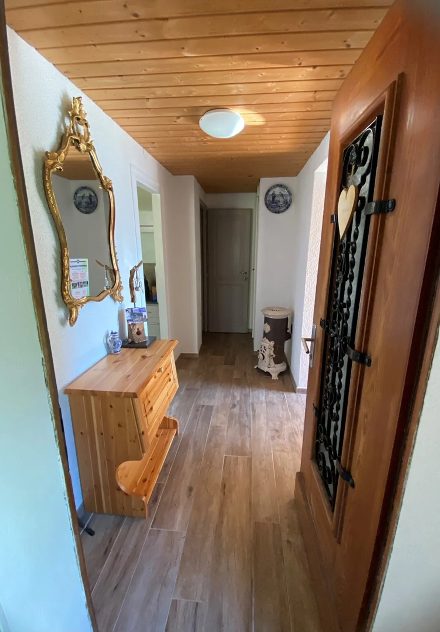 Superb Chalet in Ovronnaz - Photo 3 of 21