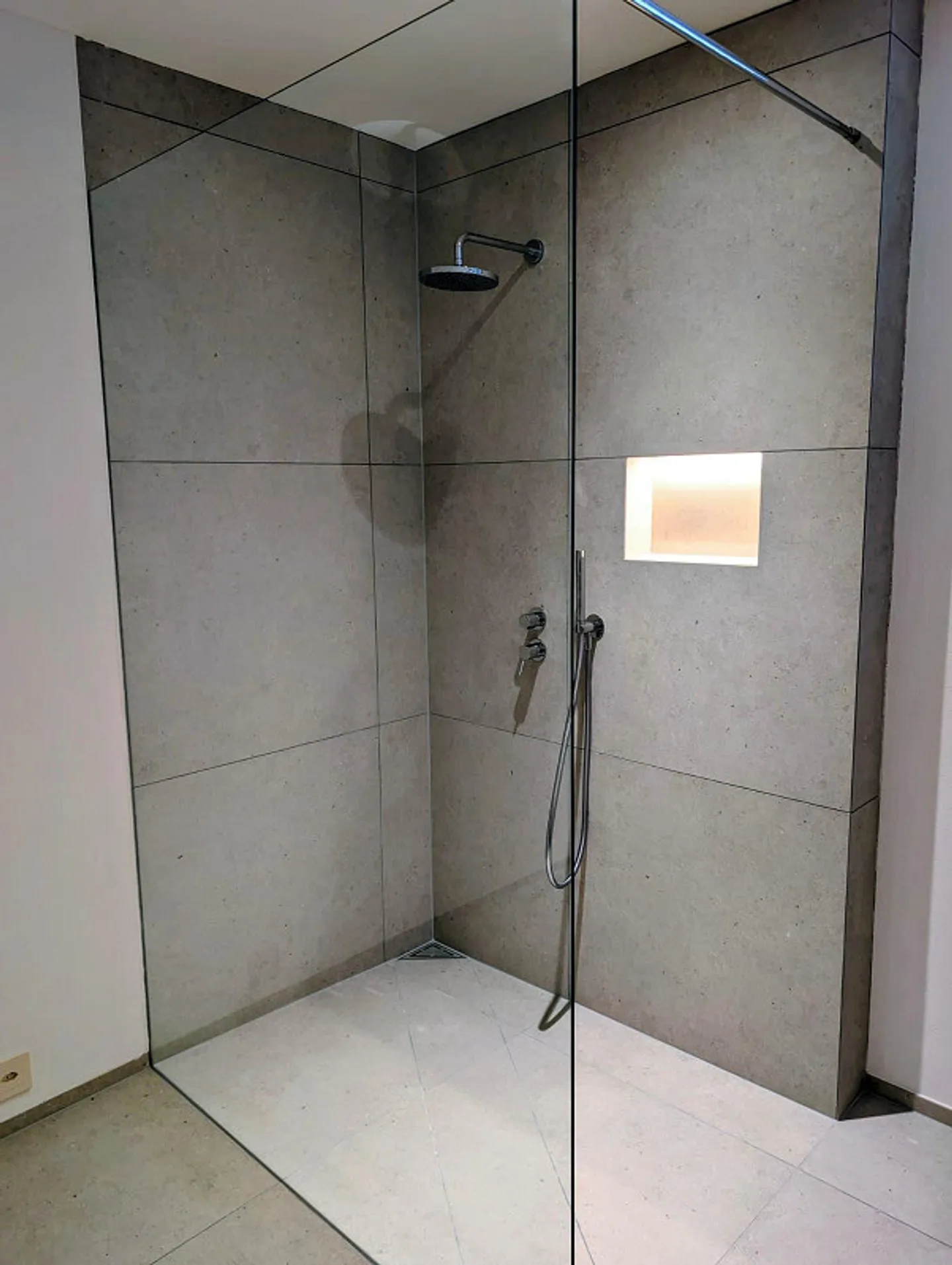 Nuovo appartamento con terrazza - Foto 6 di 8