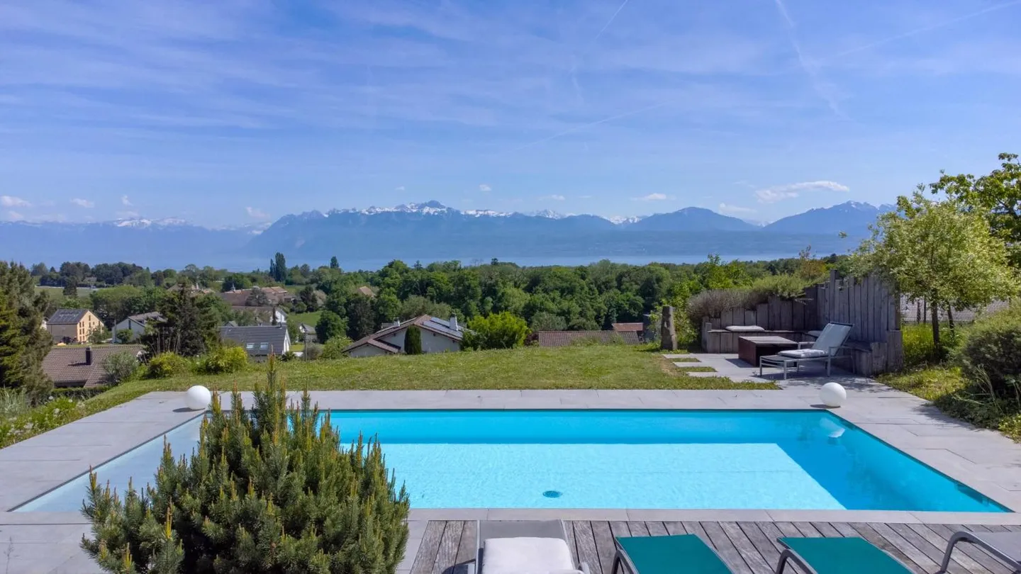 Luxusvilla mit Seeblick - Foto 10 von 13