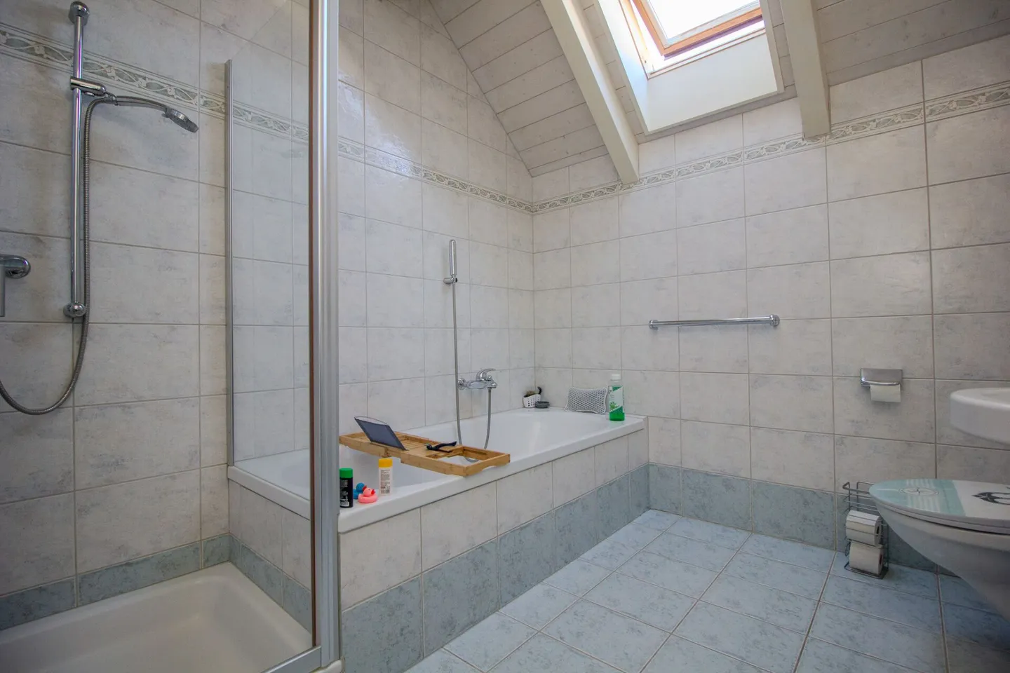 Ampio appartamento di 3,5 stanze con galleria - Foto 11 di 17