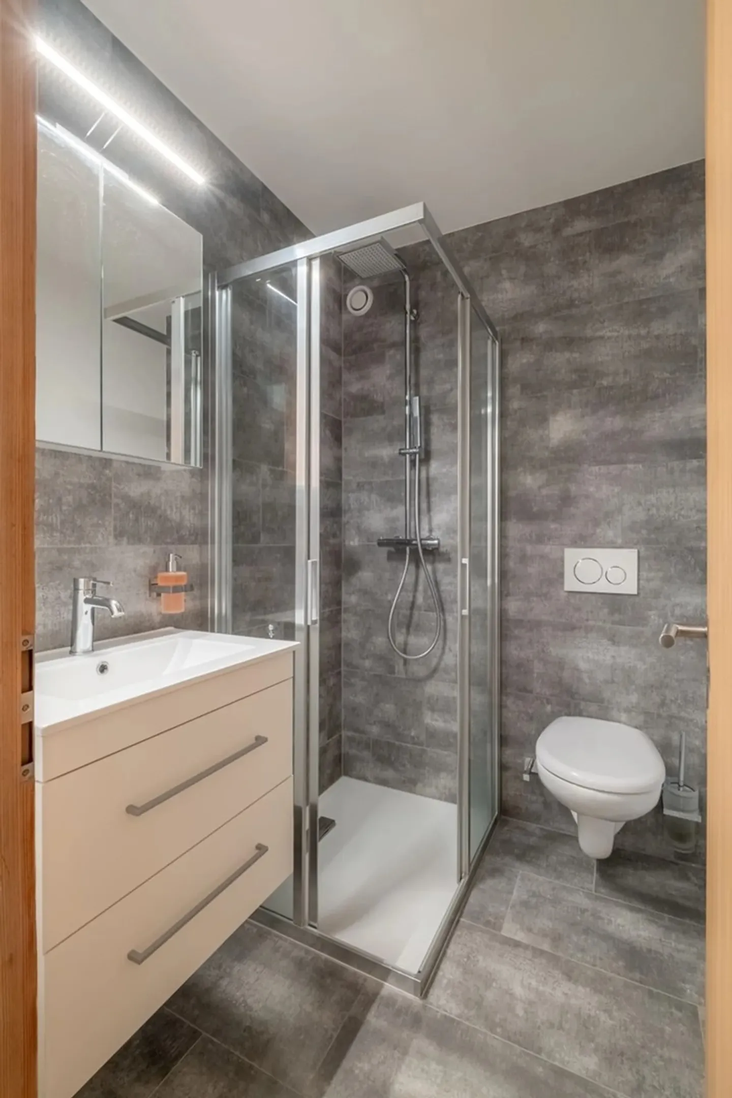 Rifugio alpino elegante – studio ristrutturato in posizione privilegiata a St. Moritz - Foto 10 di 13