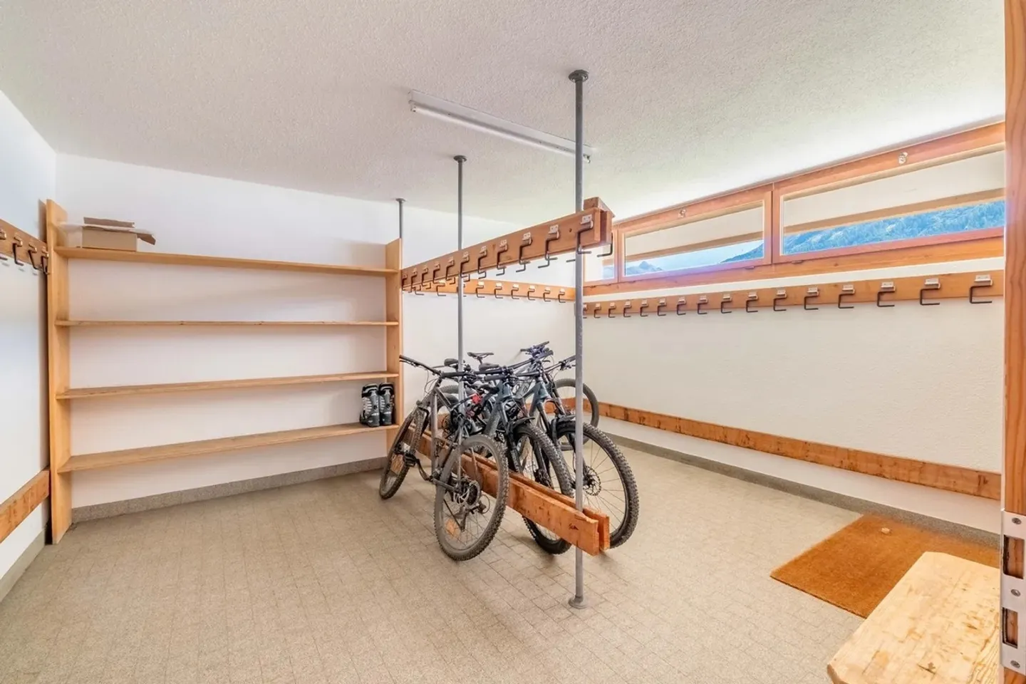 Rifugio alpino elegante – studio ristrutturato in posizione privilegiata a St. Moritz - Foto 11 di 13