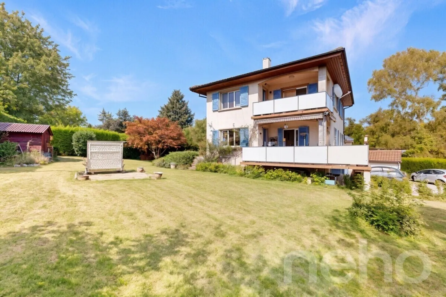 Casa divisa in 2 unità con grande giardino e posizione privilegiata - Foto 3 di 12