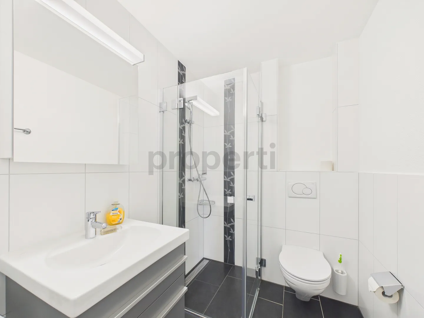 RÉSERVÉ - Appartement moderne et lumineux de 4,5 pièces Minergie à Mumpf - Photo 10 sur 11