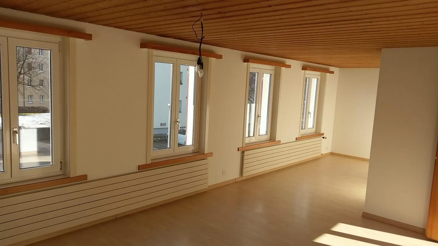 Appartamento 3.5 locali in una zona residenziale tranquilla a Wetzikon - Foto 5 di 6