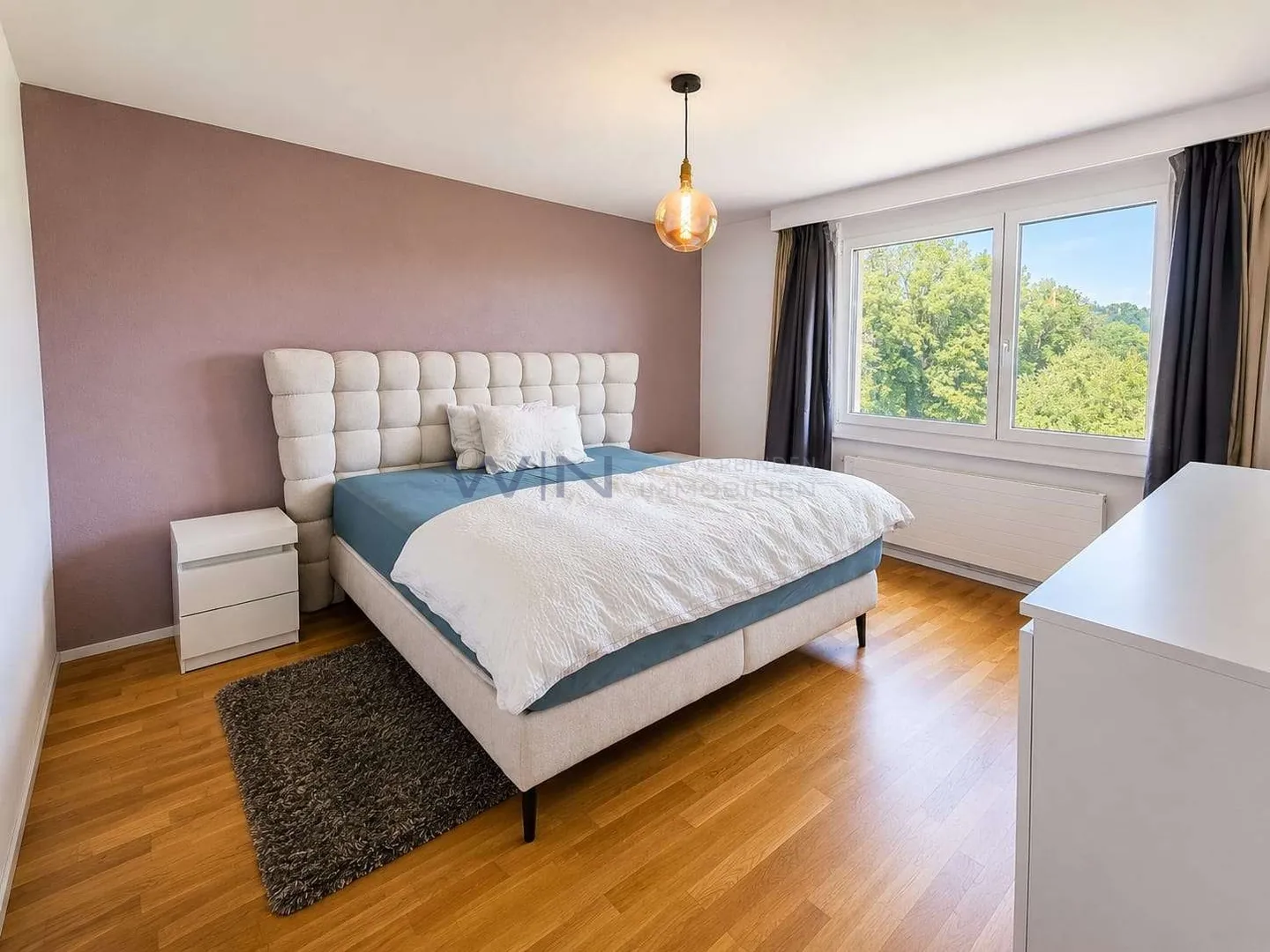 Geräumiges Familienhaus mit Aussicht - Foto 2 von 9