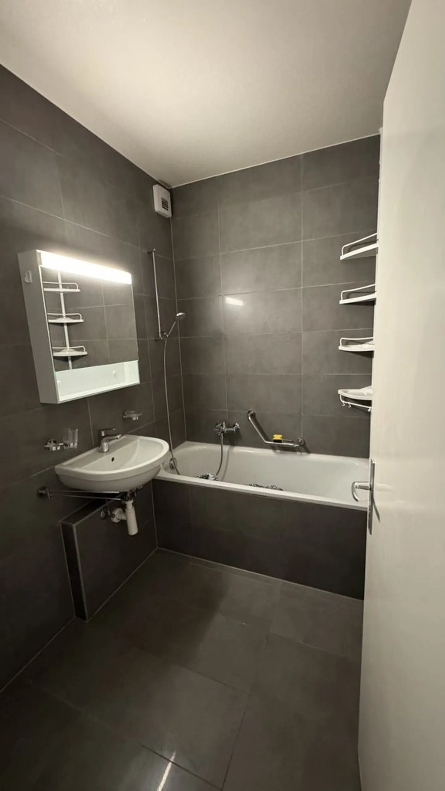 Neu! Wunderschöne Wohnung in Meyrin! - Foto 7 von 7