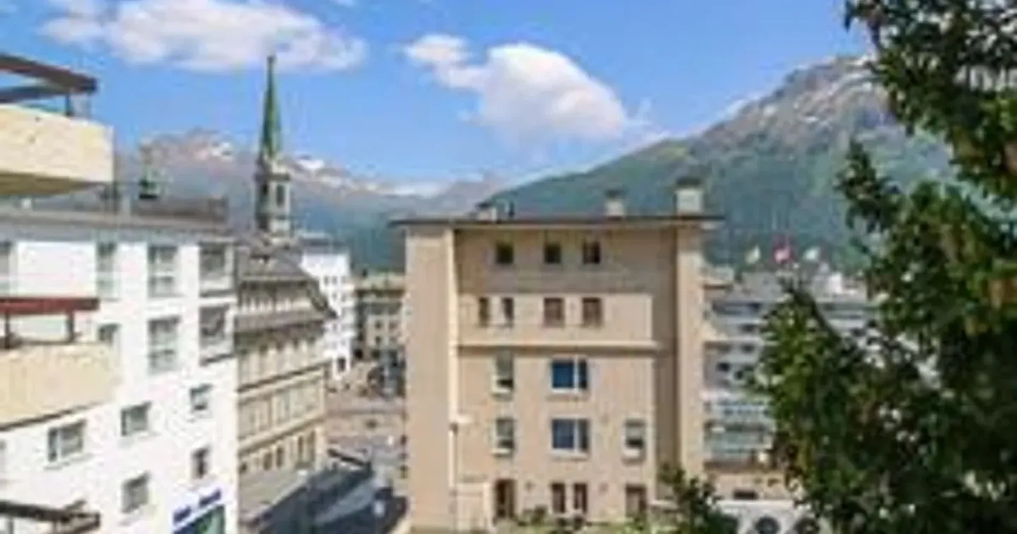 3 1/2 whg St. Moritz dal centro alla pista da sci - Foto 2 di 16