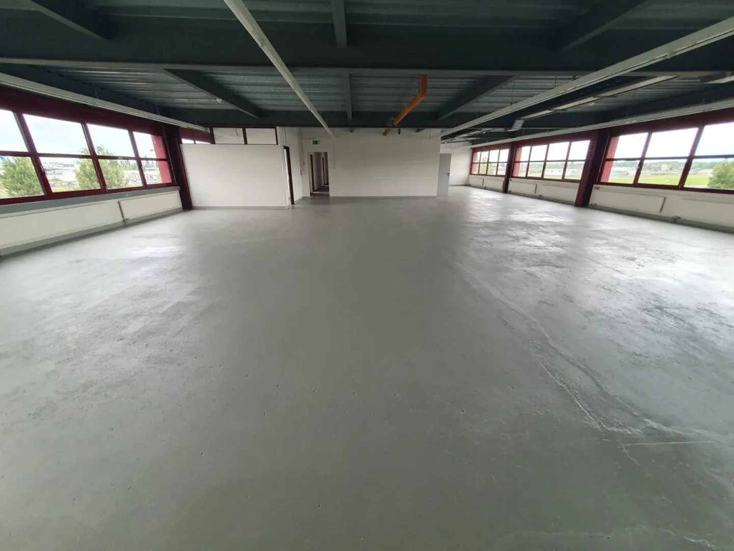 Superficie di magazzino ottimale: capannone di 362 m² al 4° piano con montacarichi diretto - Foto 1 di 7