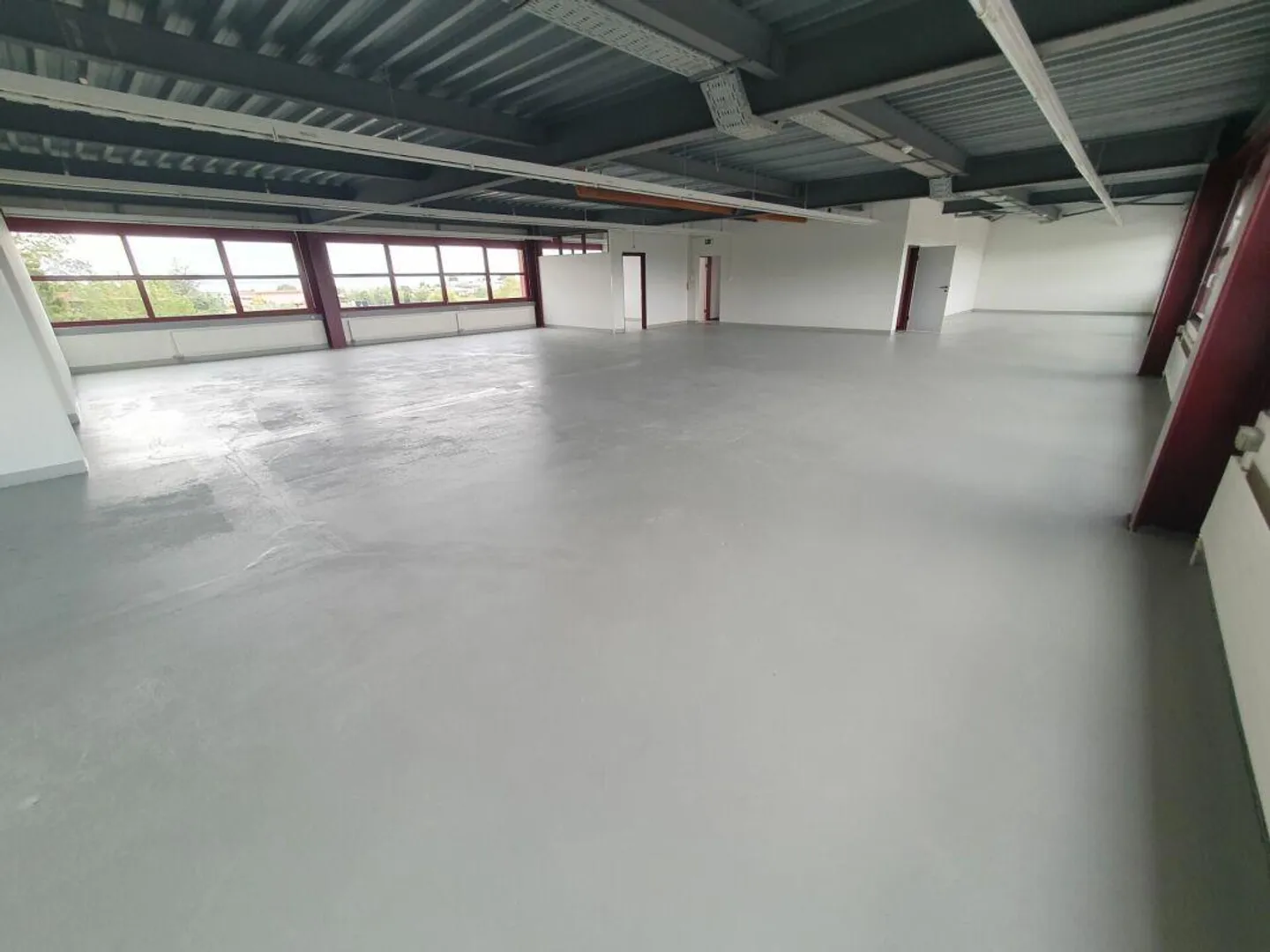 Superficie di magazzino ottimale: capannone di 362 m² al 4° piano con montacarichi diretto - Foto 2 di 7