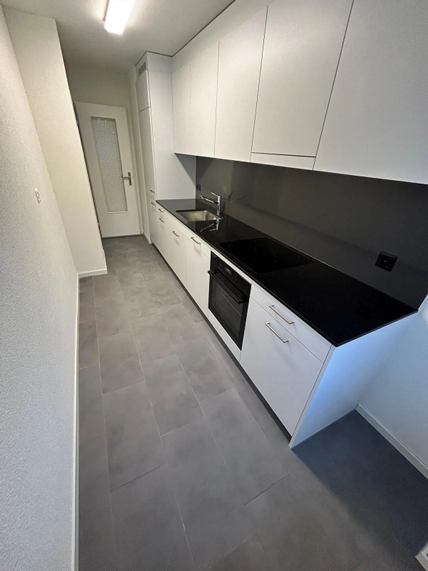 Appartamento 4 locali ristrutturato - Foto 3 di 10