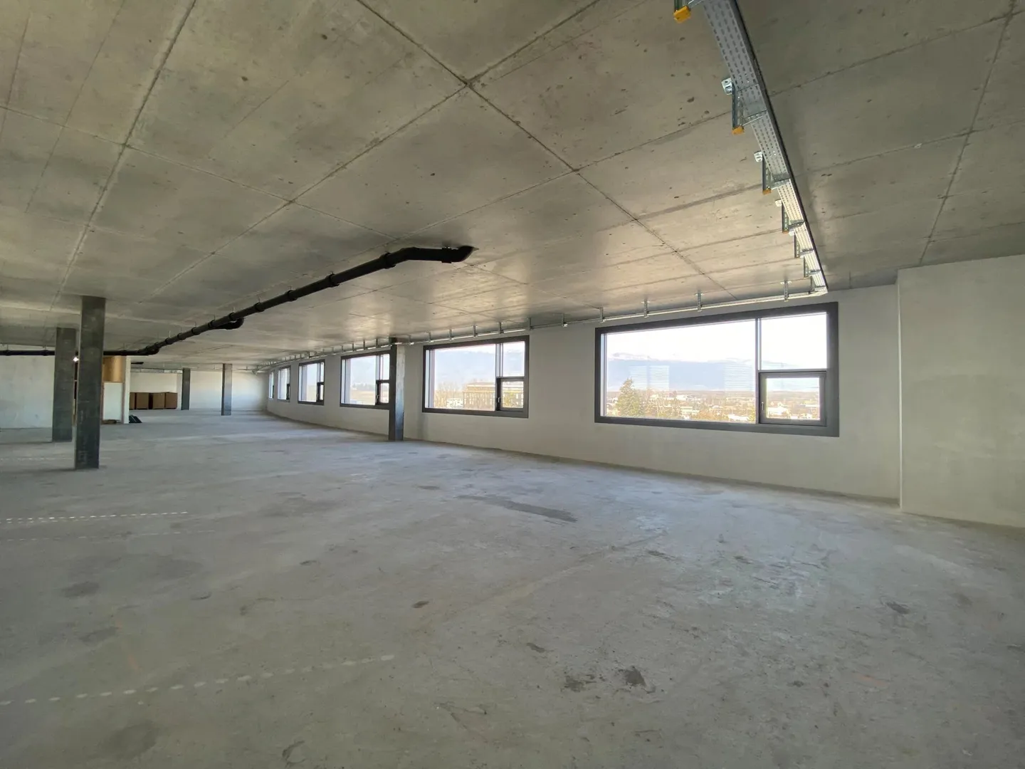 Office space for rent - Photo 6 of 8