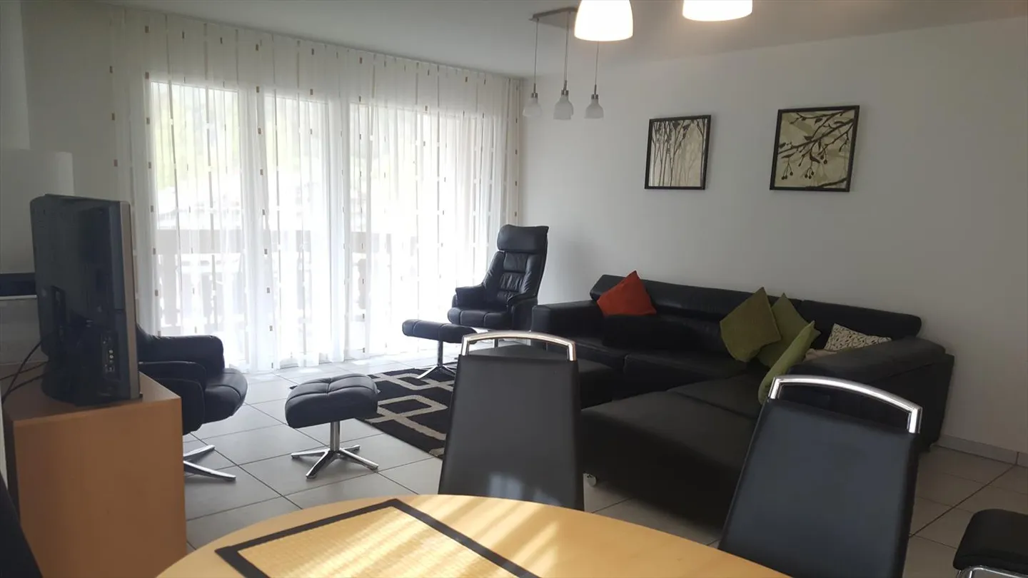 Appartamento arredato 3.5 stanze - Foto 2 di 12