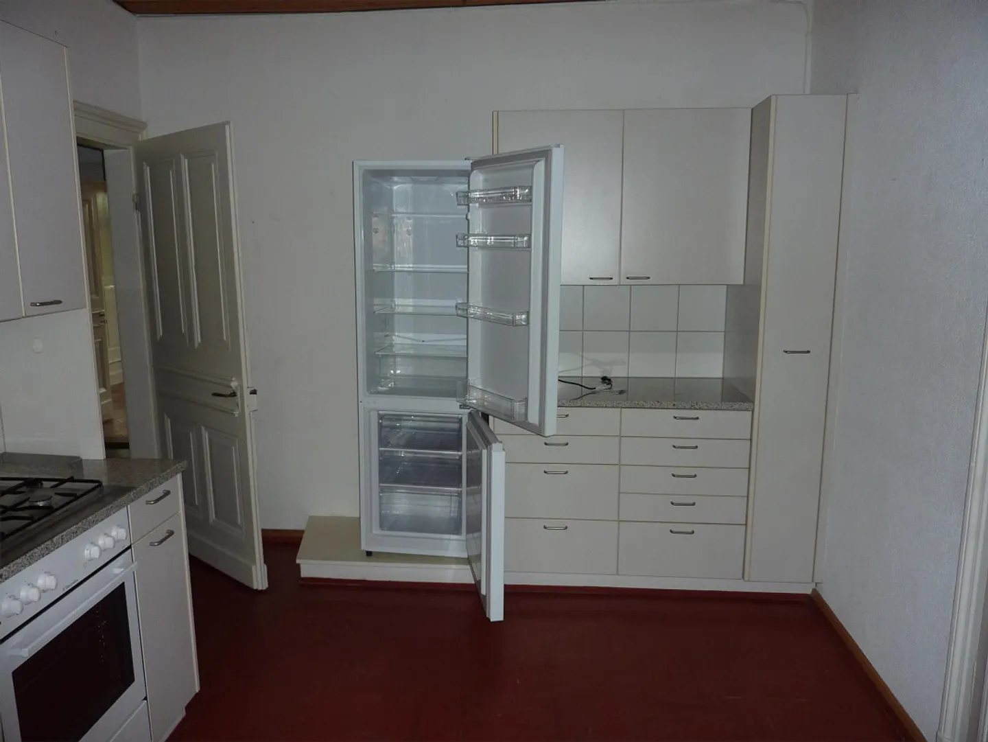 5 Room Apartment Zurich 2 - Photo 4 of 8