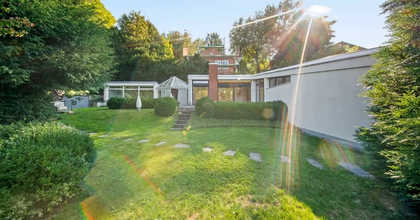 Ritiro soleggiato con bellissimo giardino ! - Foto 3 di 15