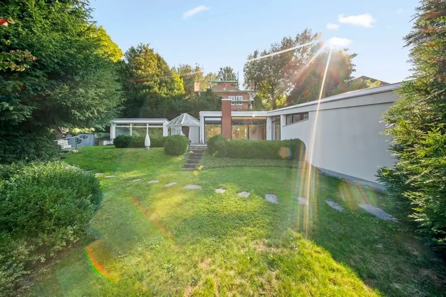 Ritiro soleggiato con bellissimo giardino ! - Foto 1 di 15