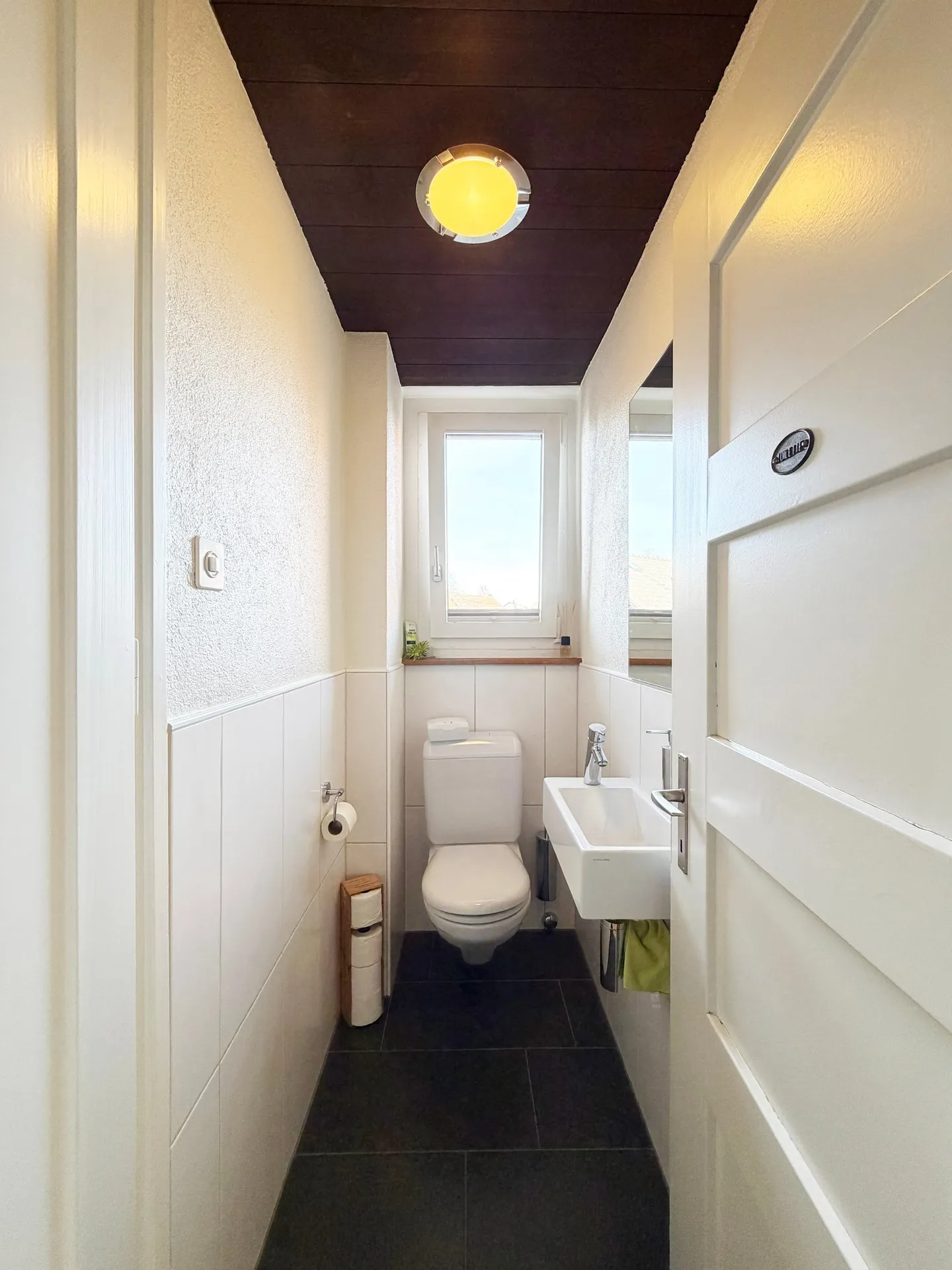 Residential and commercial building, village center Niederscherli - Photo 12 of 24