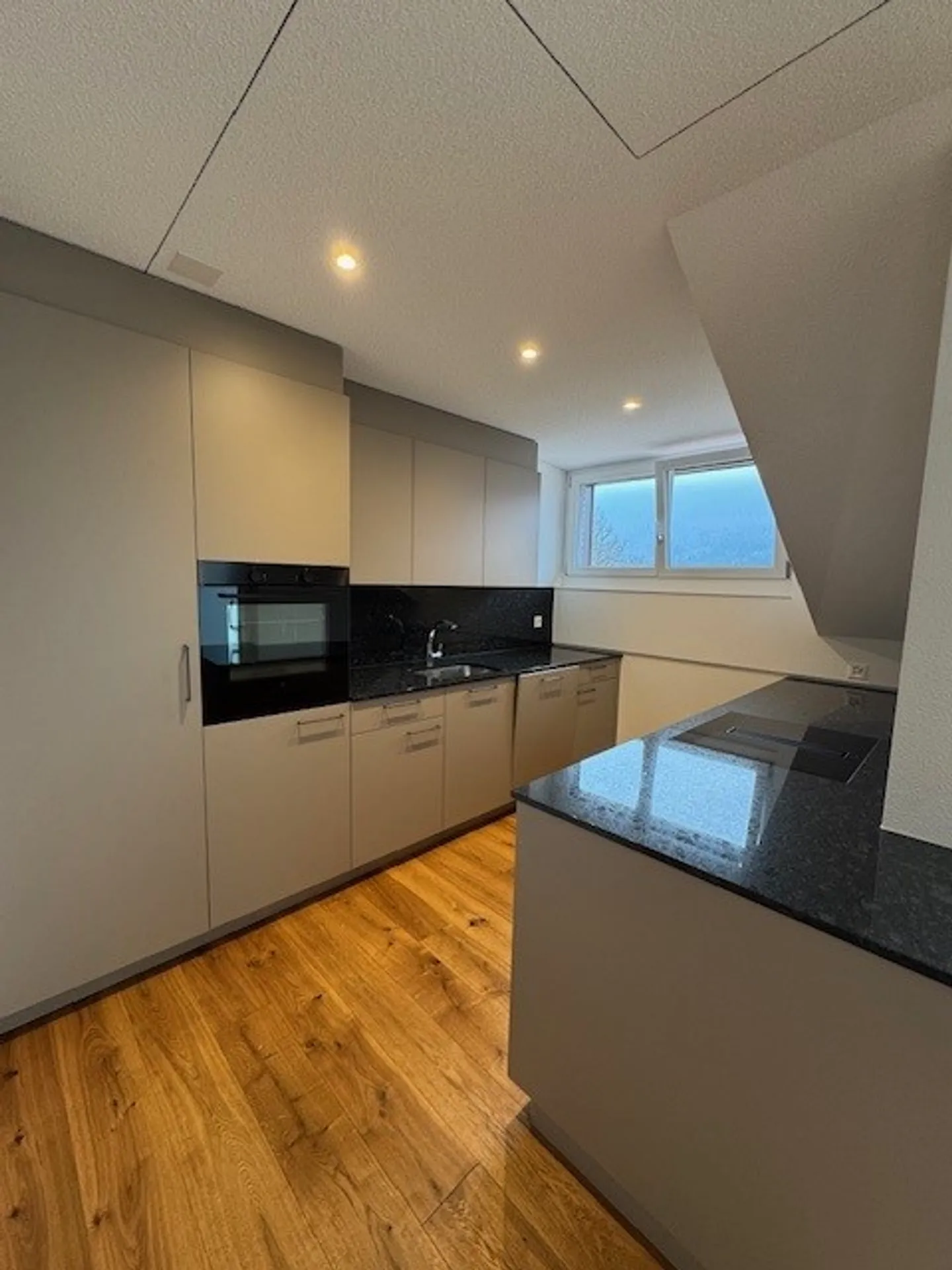 First occupancy - Great 4.5-room apartment - Photo 3 of 13
