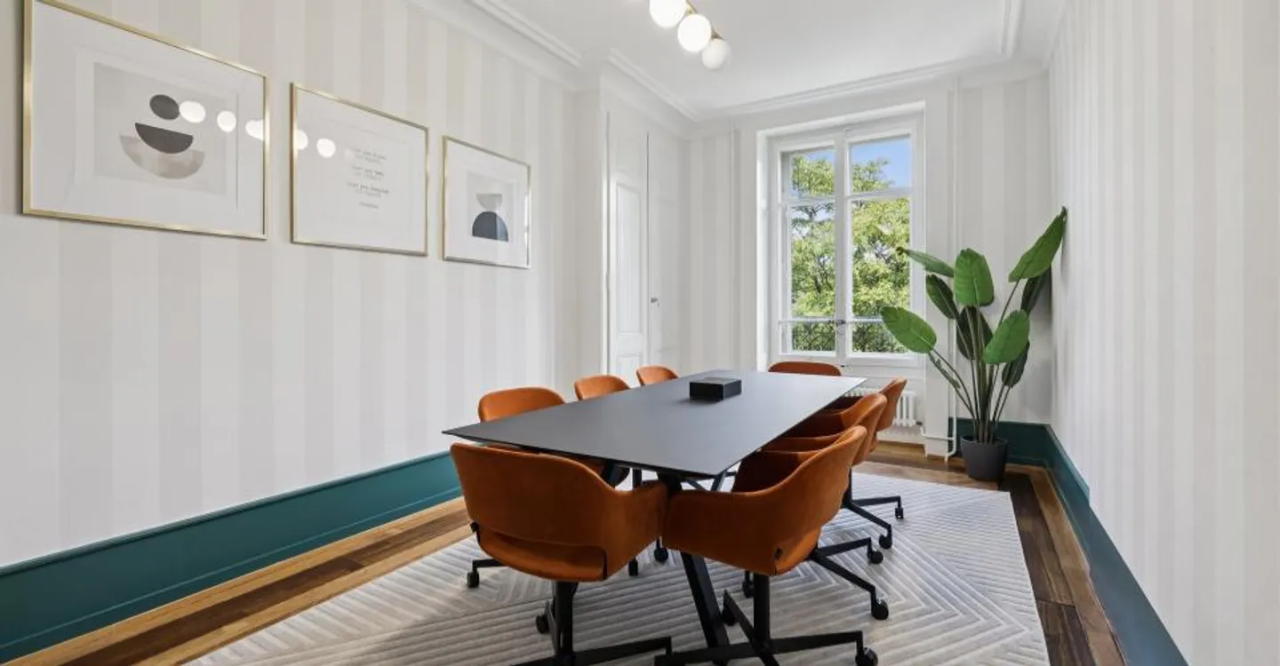 Contemporary Office Space in Geneva - Photo 6 of 13