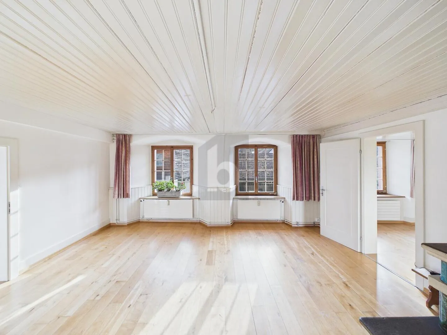 Charmant Appartement au Rez-de-Chaussée - Photo 2 sur 6