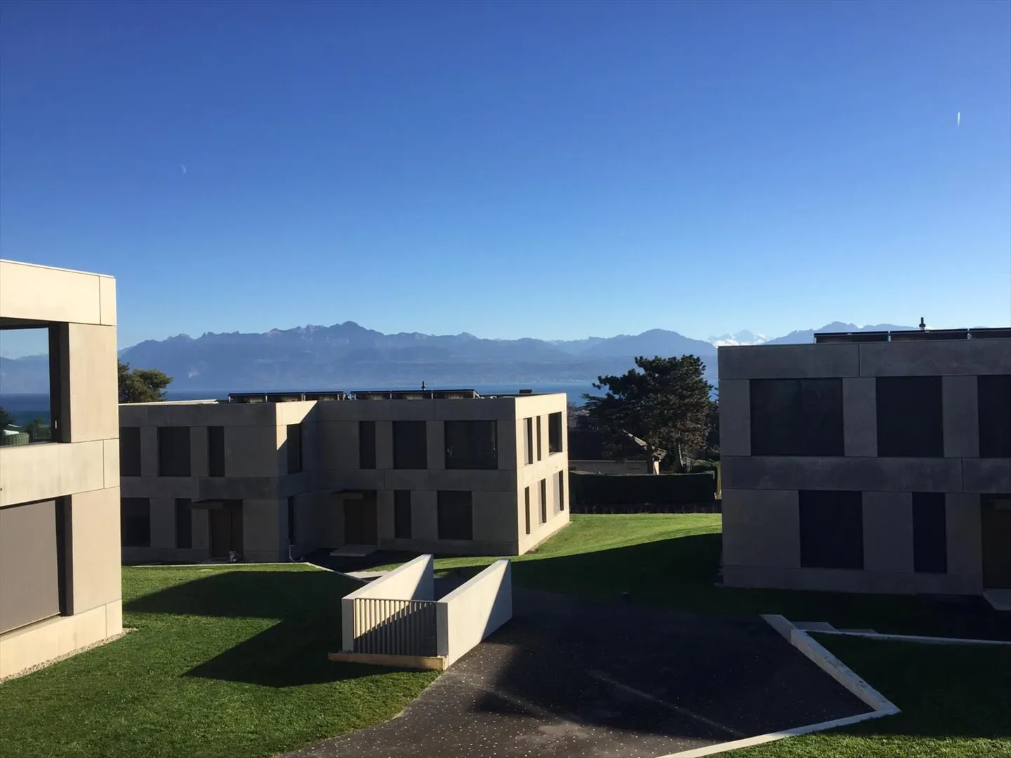 Maison en terrasse à louer - Photo 1 sur 7