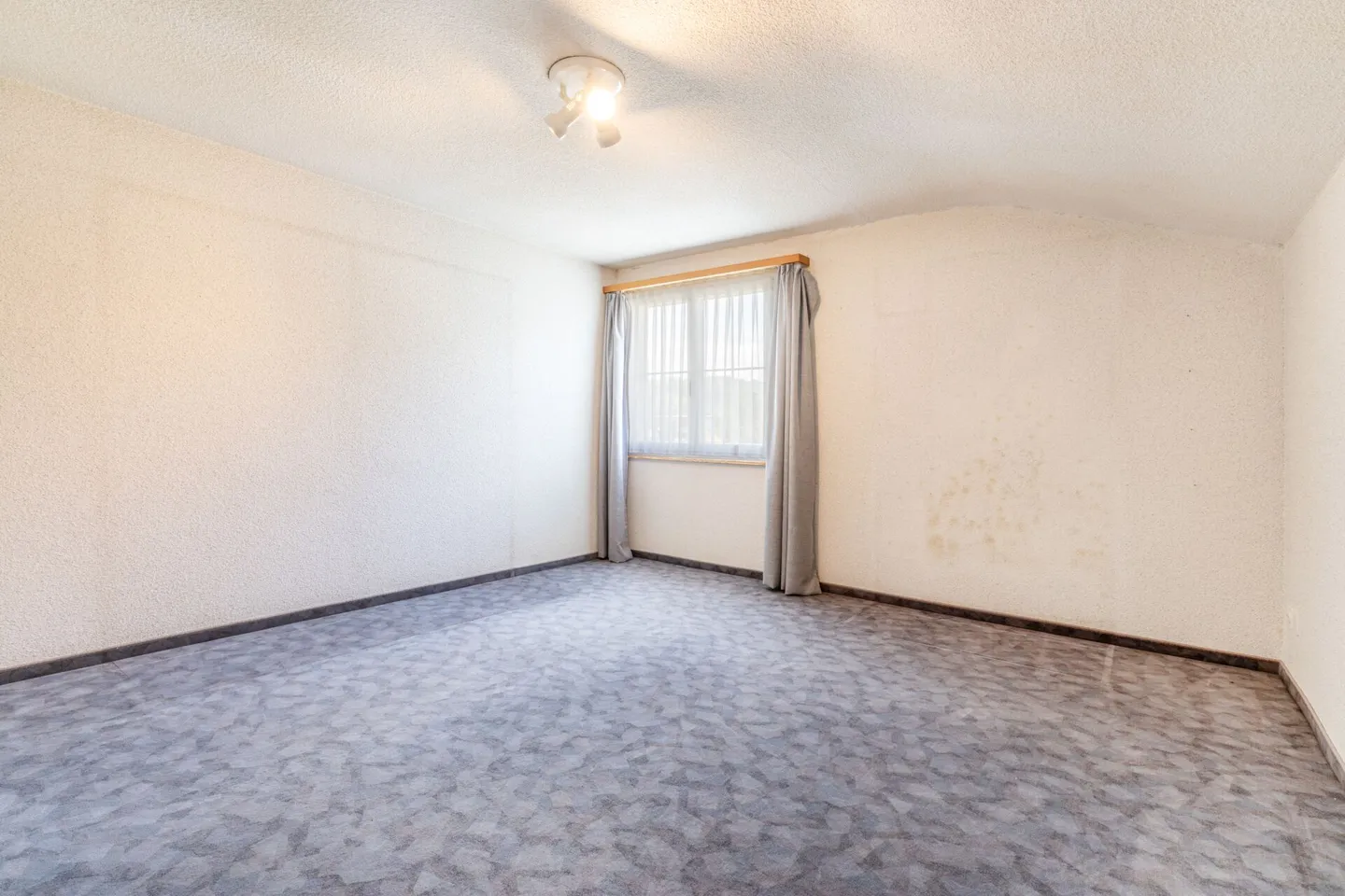 Maison individuelle de 3,5 pièces avec garage, véranda et vue imprenable sur la verdure - Photo 20 sur 31