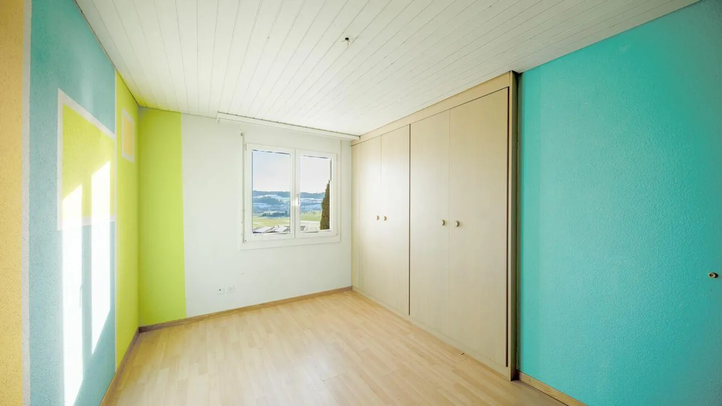 Casa angolare a schiera di 4,5 stanze in una posizione molto attraente e tranquilla - Foto 8 di 12