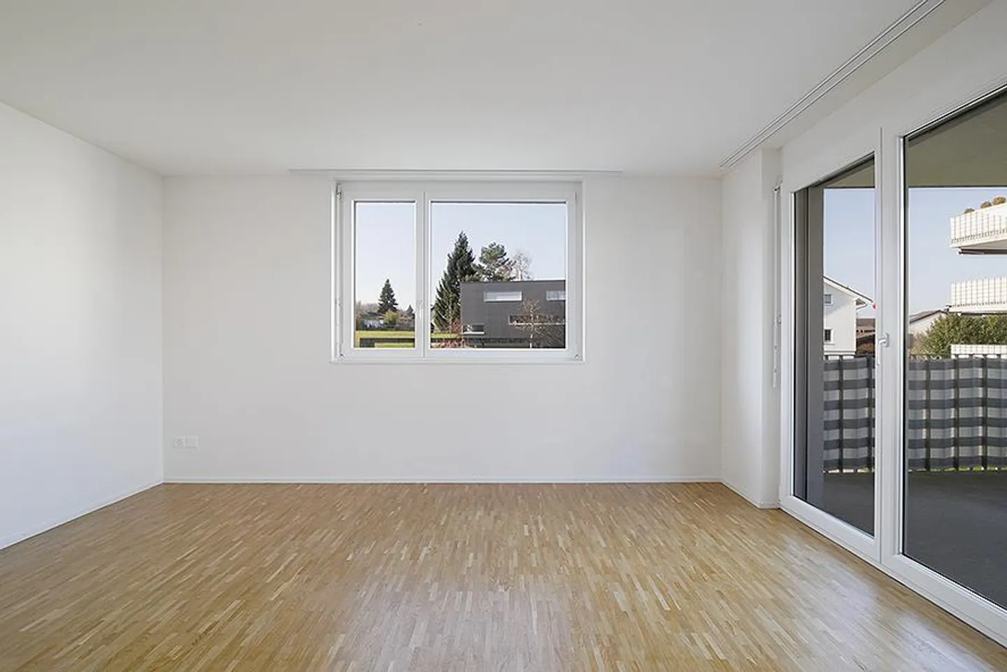 Moderne Wohlfühloase am See - Foto 3 von 8