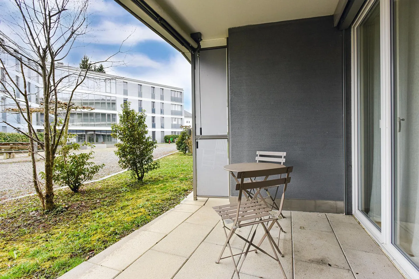 Die perfekte Single-Wohnung mit Sitzplatz! - Foto 9 von 10