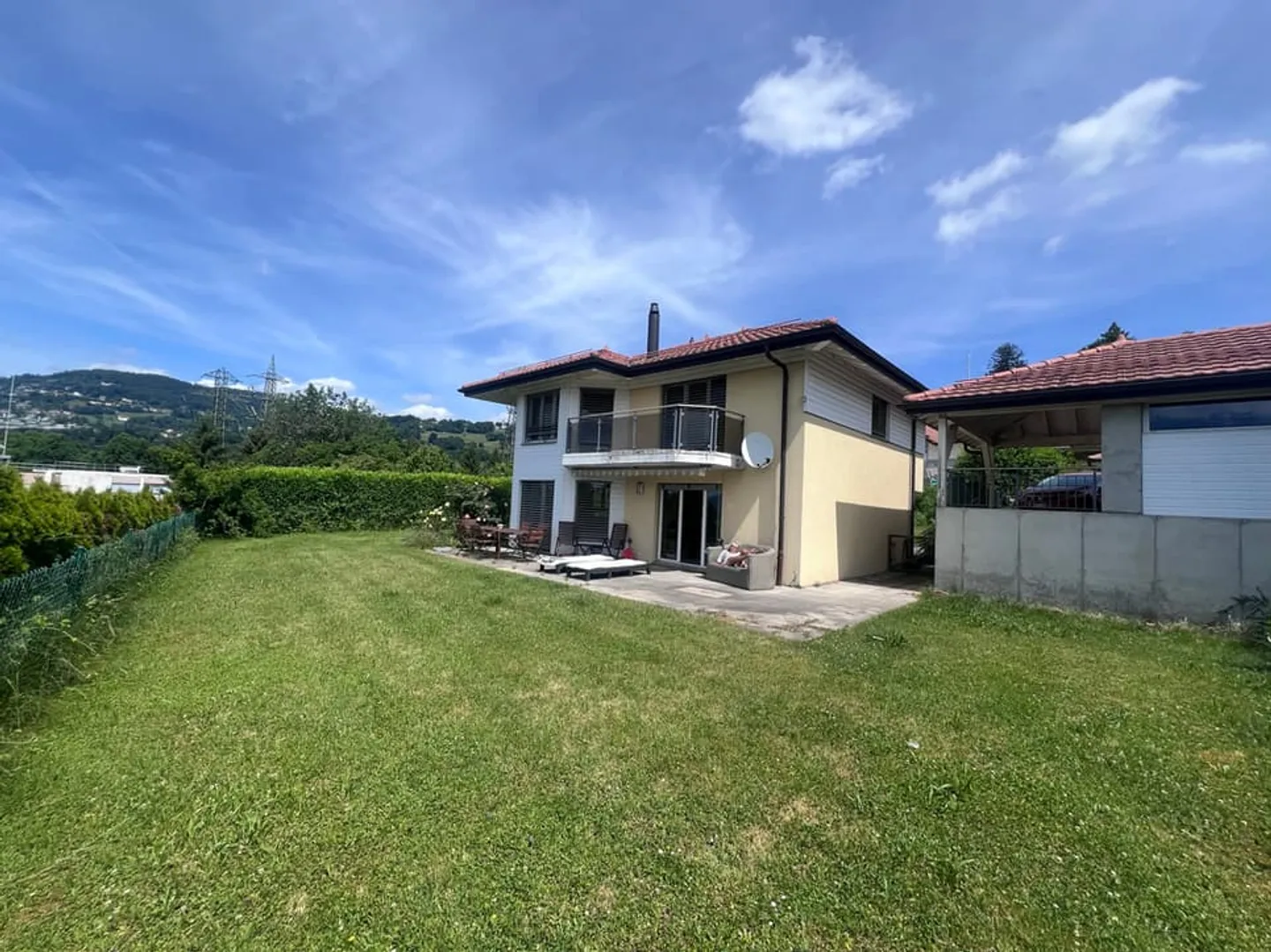 Villa indipendente 5,5 stanze - Foto 1 di 6