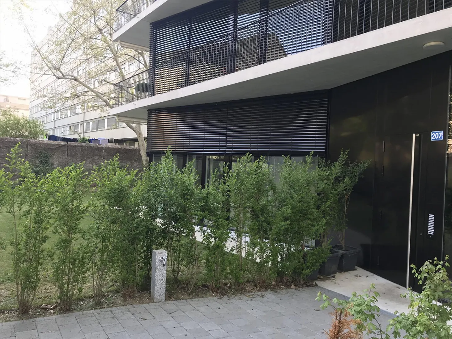 Appartamento attraente di 2,5 stanze al piano terra con giardino a Basilea - Foto 1 di 6