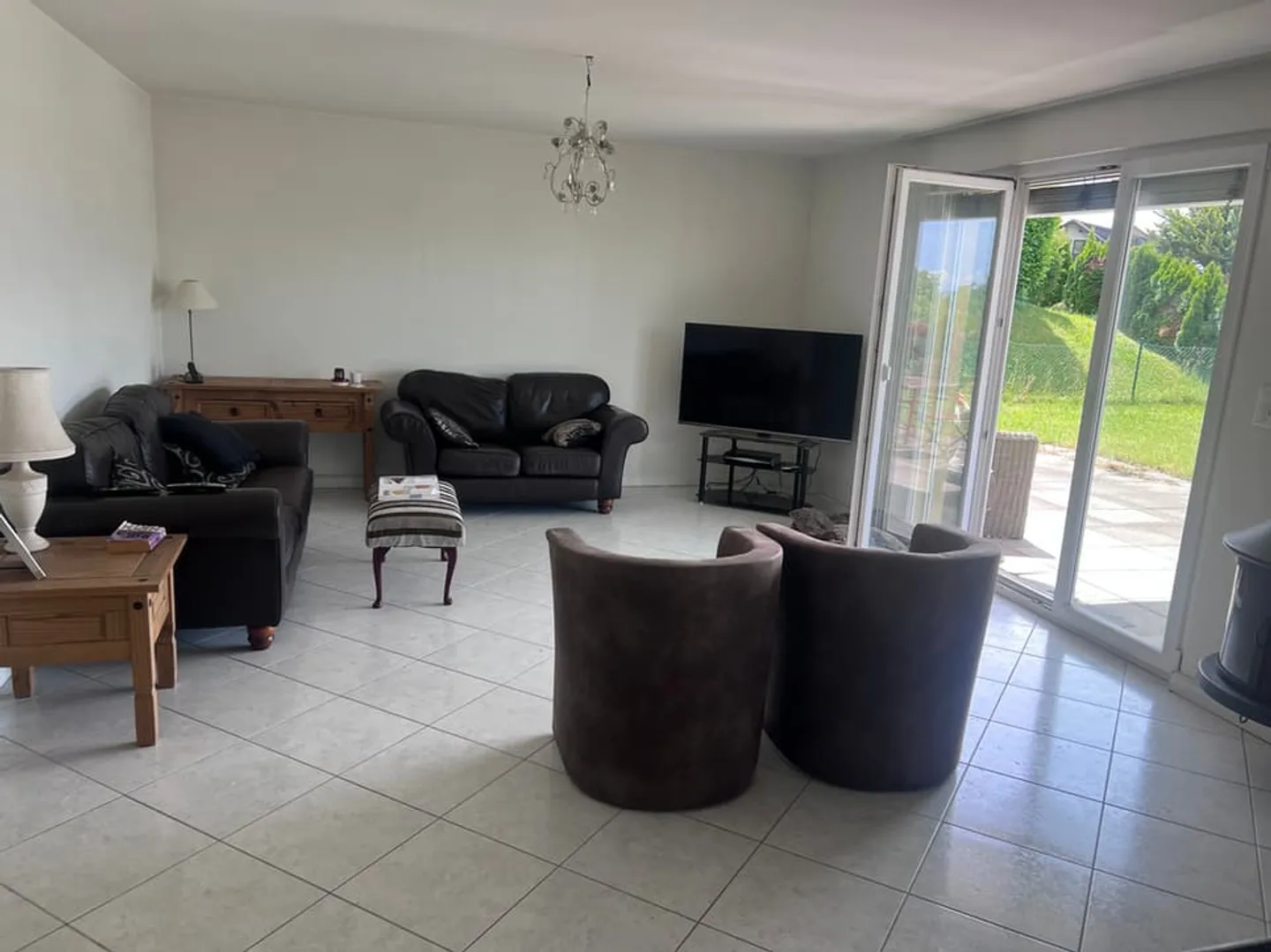 Villa indipendente 5,5 stanze - Foto 2 di 6