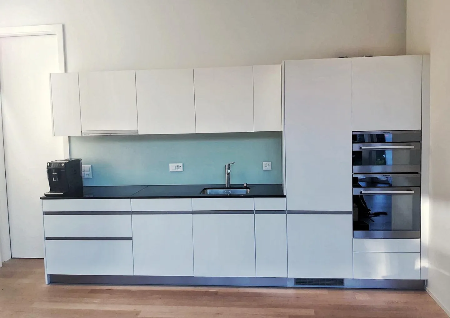 Appartamento attraente di 2,5 stanze al piano terra con giardino a Basilea - Foto 2 di 6