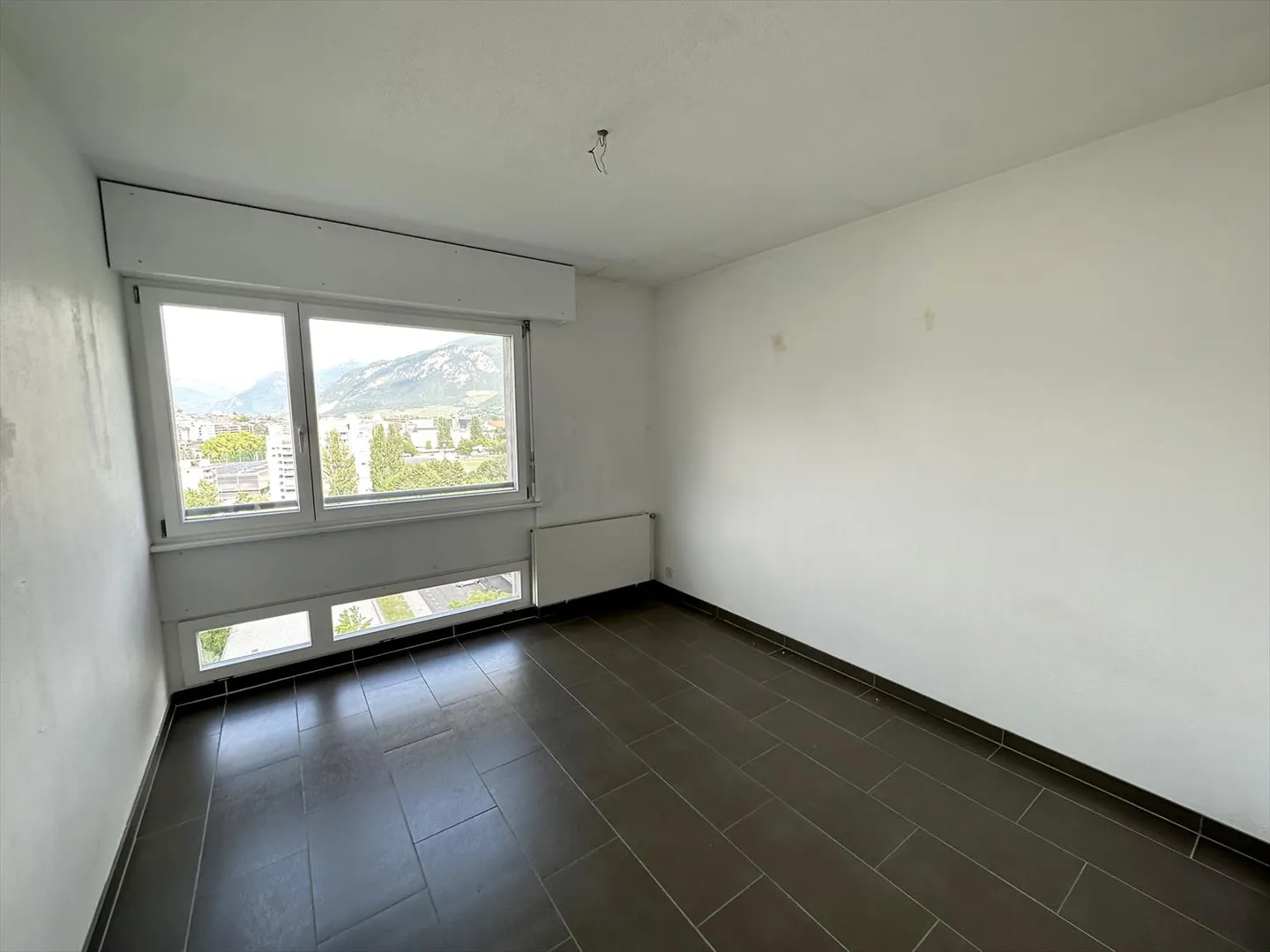 Sitten Ovest, appartamento 4.5 locali con vista panoramica al 13° piano - Foto 15 di 19