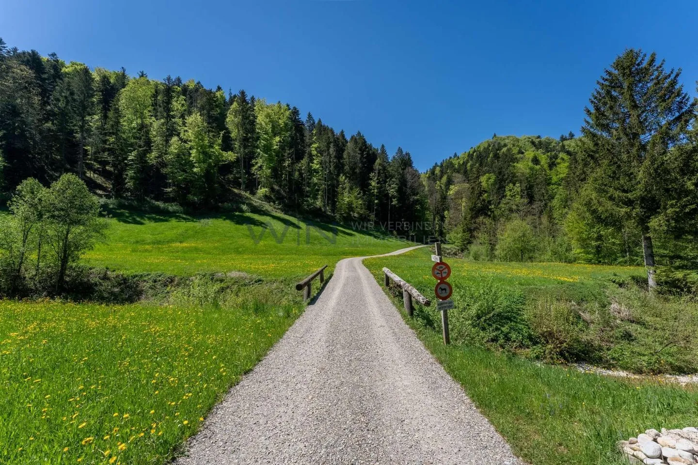 Charmantes Schweizer Chalet - Foto 12 von 13