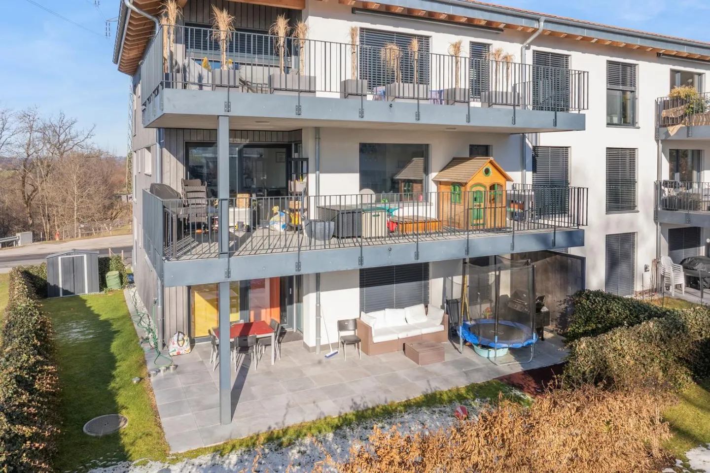 Magnifique appartement de 5,5 pièces au rez-de-chaussée - Photo 2 sur 7