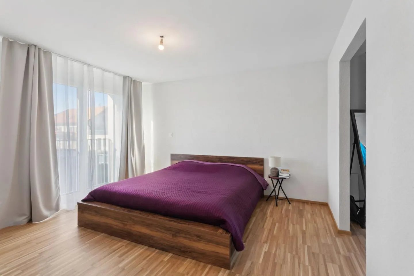Magnifique appartement de 5,5 pièces au rez-de-chaussée - Photo 4 sur 7
