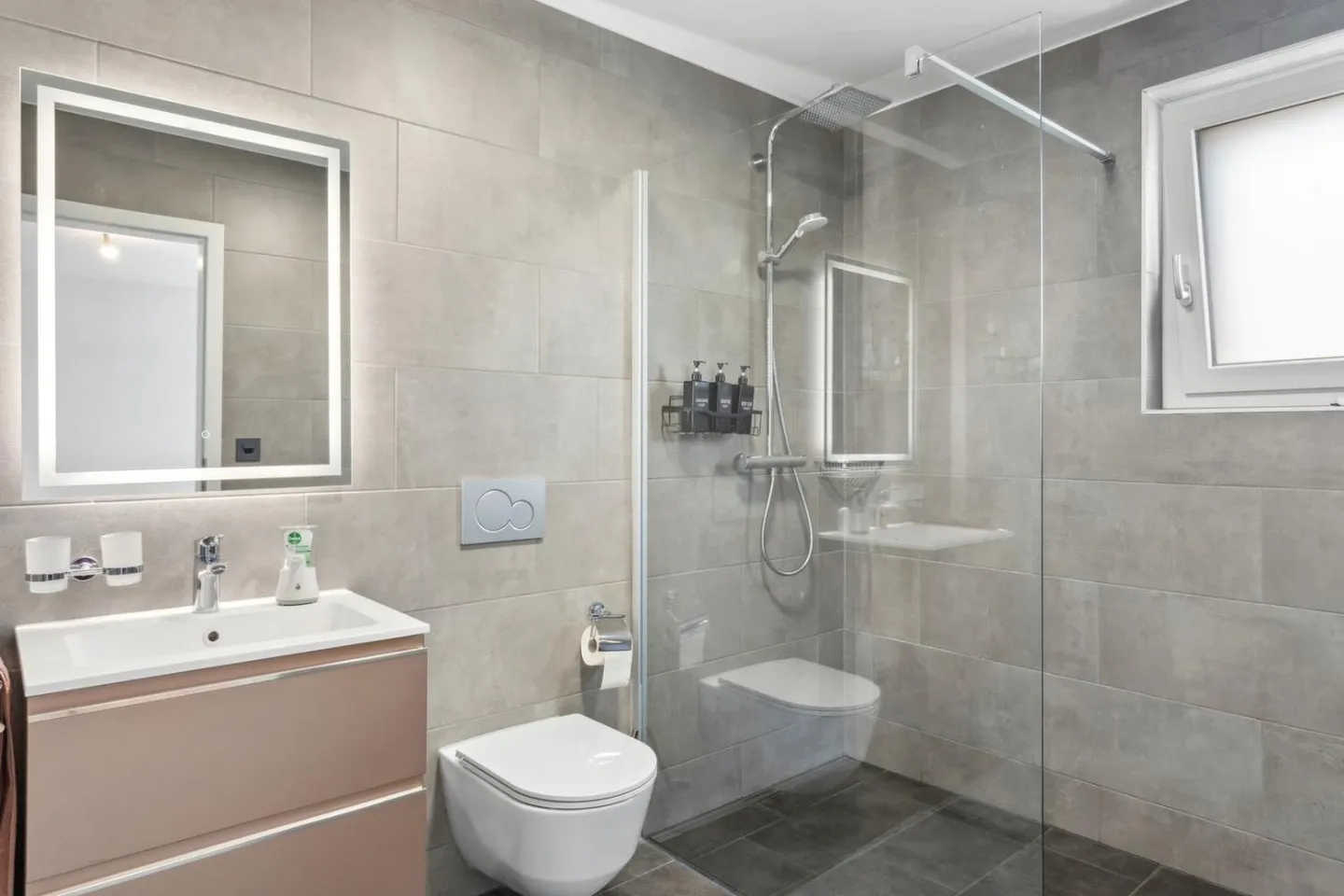 Magnifique appartement de 5,5 pièces au rez-de-chaussée - Photo 5 sur 7