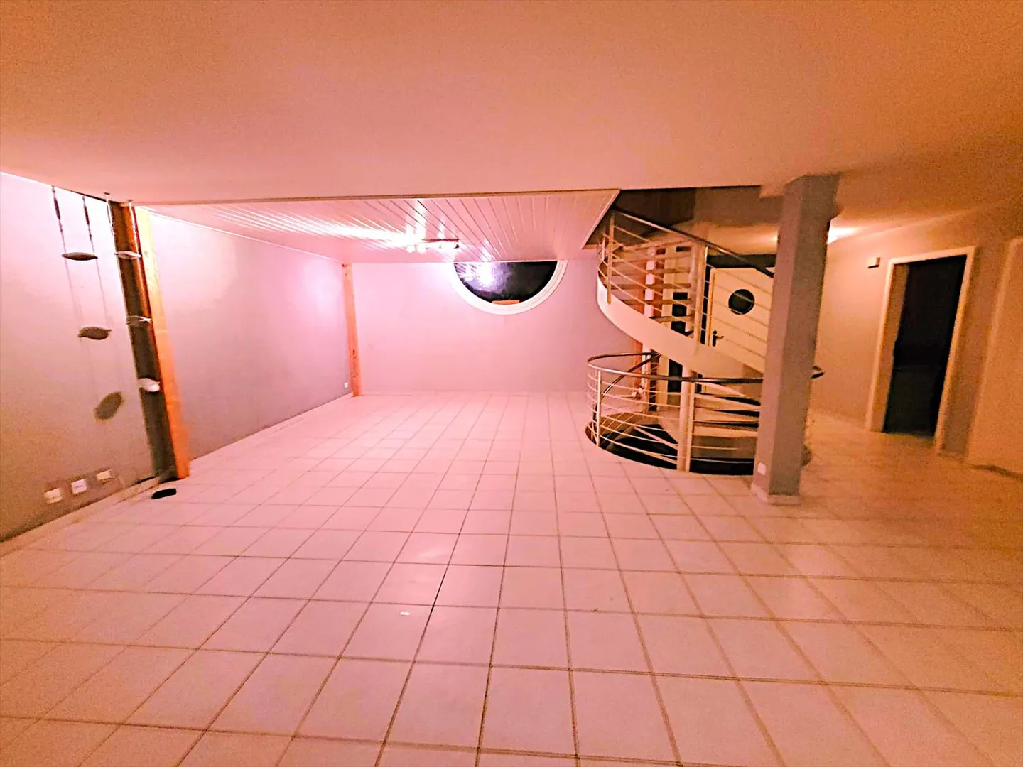 Maison jumelée 8 pièces - Photo 5 sur 8